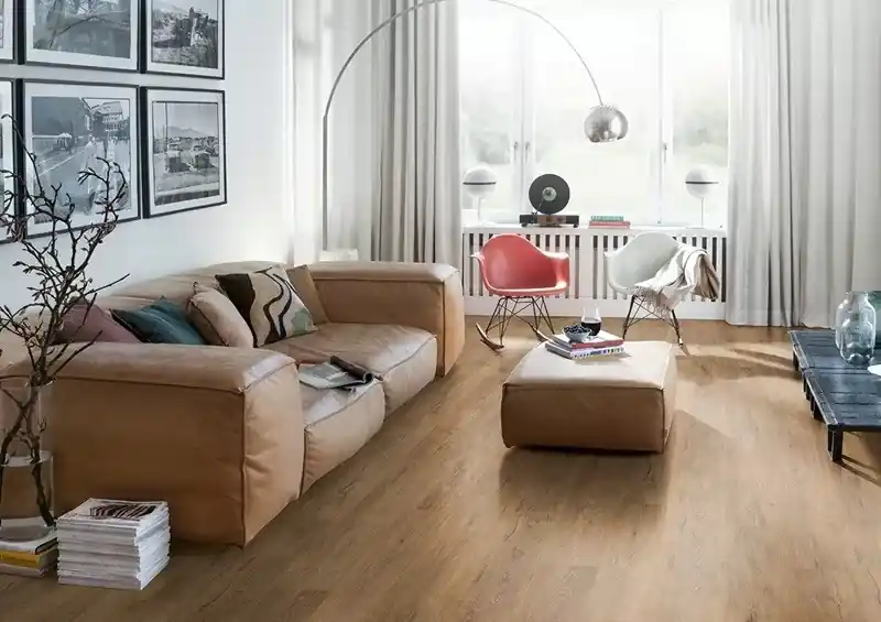 Preferatul clienților Parchet laminat Egger Nature Sense 2025, Aqua AQ24, Stejar Melba maro EL2418