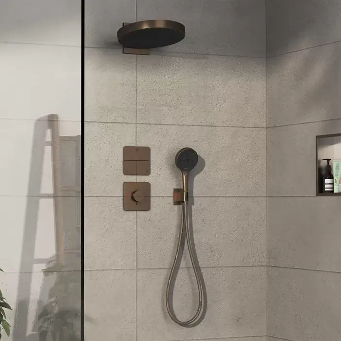 Preț promoțional Sistem de dus fix si mobil incastrat, cu baterie termostatata, bronz satinat (brushed bronze), Hansgrohe ShowerSelect Comfort Q 15588140 set
