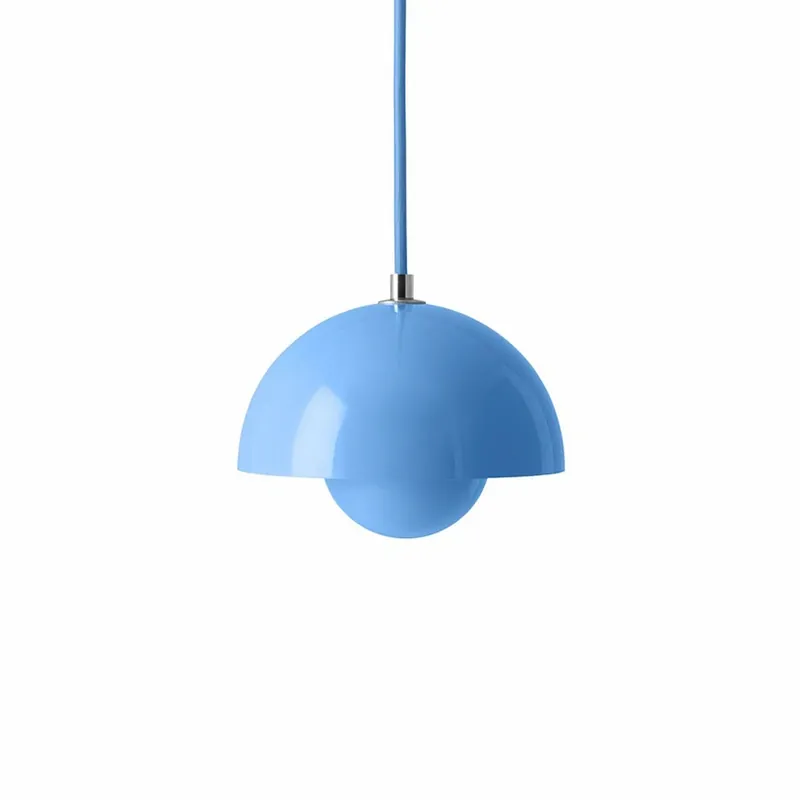 Lampă suspendată Flowerpot VP10, Ø 16 cm, albastru deschis - &TRADITION Promoție