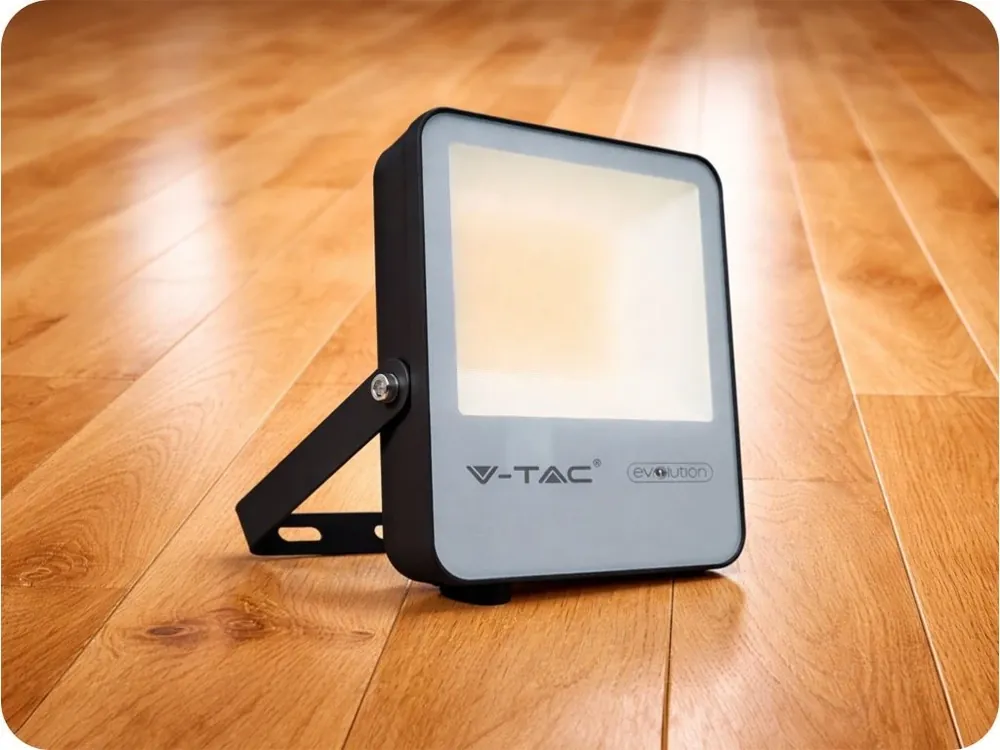 Spot LED EVOLUTION 30W, 4720lm, 100°, IP65 Cel mai vândut